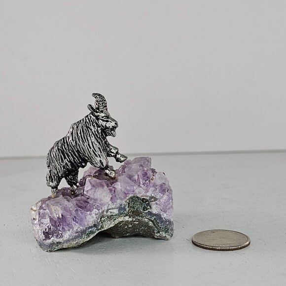 Pewter Mountain Goat Figurine On Amethyst Crystal Base - Picture 9 of 10